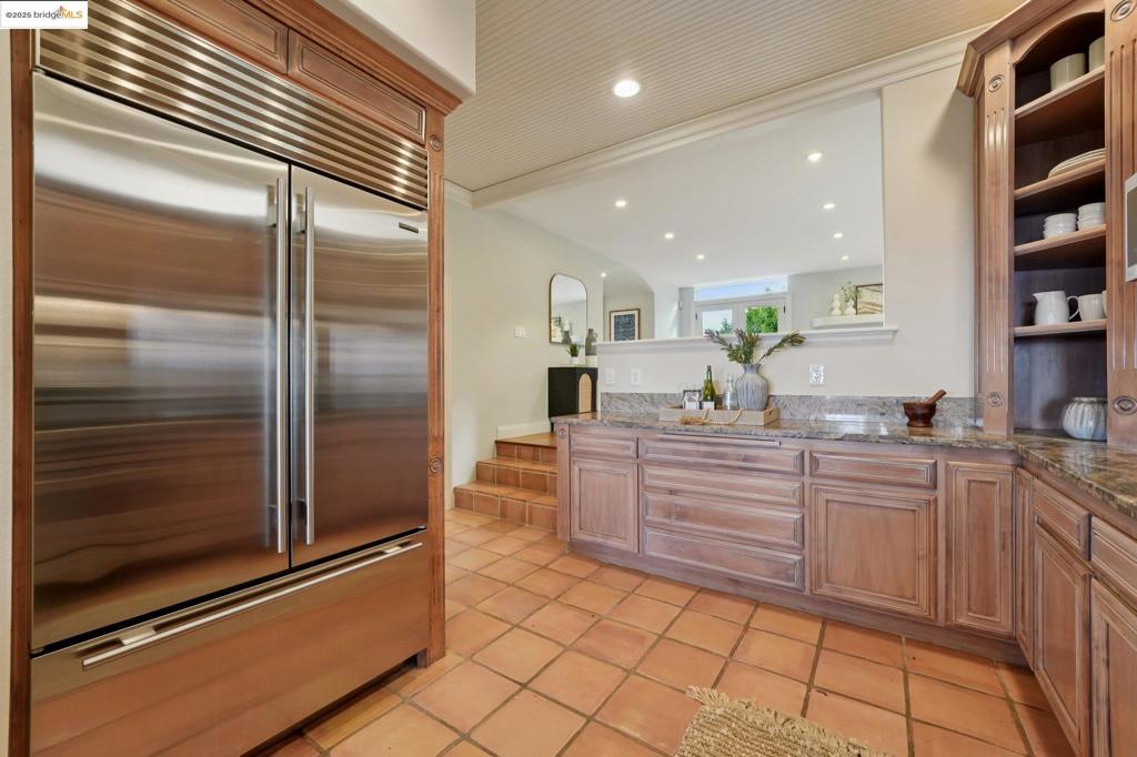 UPPER ROCKRIDGE - Residential
