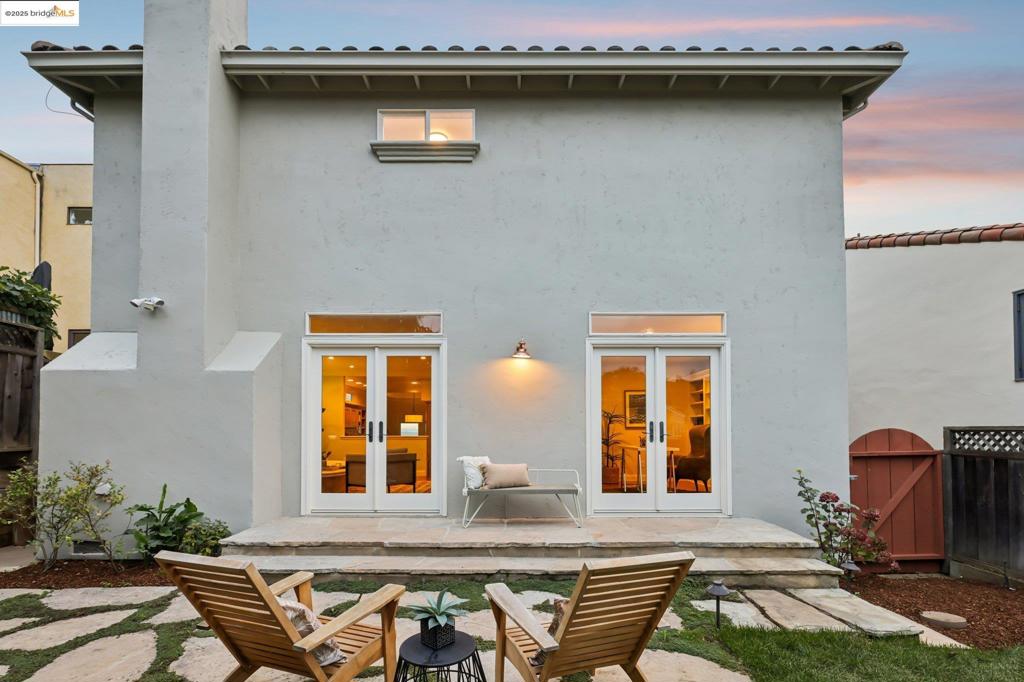 UPPER ROCKRIDGE - Residential