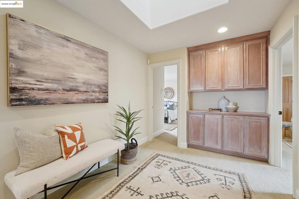UPPER ROCKRIDGE - Residential