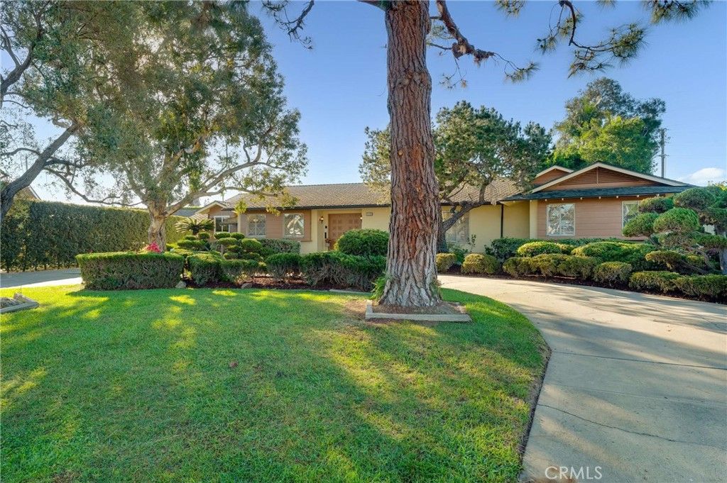 Photo of 4136 Ann Arbor Rd, Lakewood, CA 90712 (MLS # PW26057298)