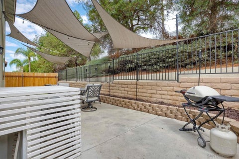 Tiny photo for 42066 Chestnut Dr DR, Temecula, CA 92591 (MLS # 260022375SD)
