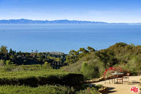 Photo of 1060 Ladera Lane, Santa Barbara, CA 93108 (MLS # 26844813)