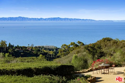 1060 Ladera Lane, Santa Barbara, CA 93108 - MLS#: 26844813