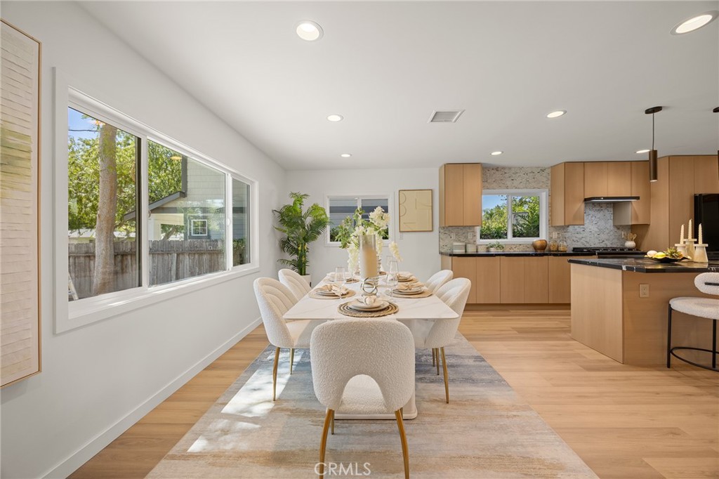 171 S Daisy Avenue