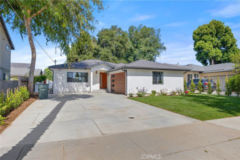 Photo of 171 S Daisy Avenue, Pasadena, CA 91107 (MLS # AR26120496)