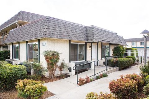 11803 Amethyst Fountain Valley CA 92708