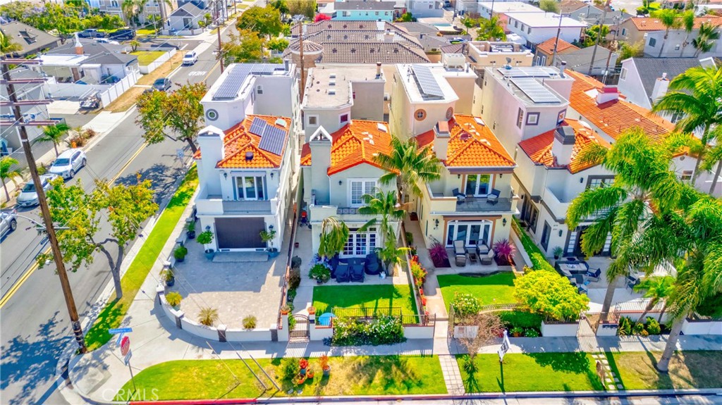 816 Delaware Street