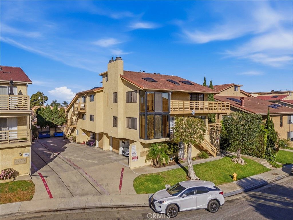 Photo of 16771 Moody Cir, Huntington Beach, CA 92649 (MLS # PW26059289)