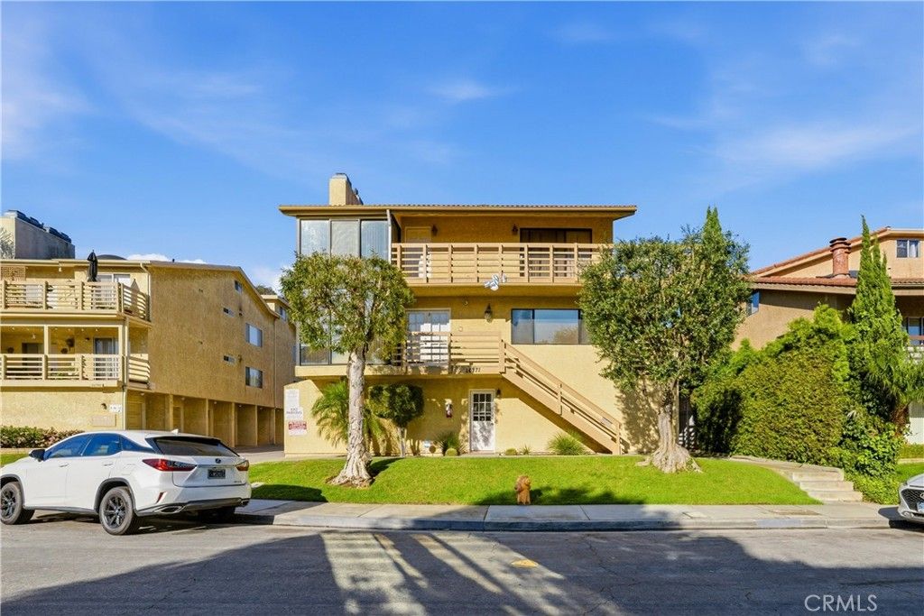 Photo of 16771 Moody Cir, Huntington Beach, CA 92649 (MLS # PW26059289)