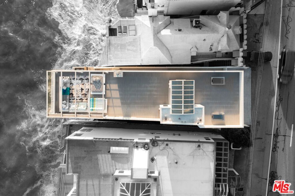 Photo of 19124 Pacific Coast Highway, Malibu, CA 90265 (MLS # 26636097)