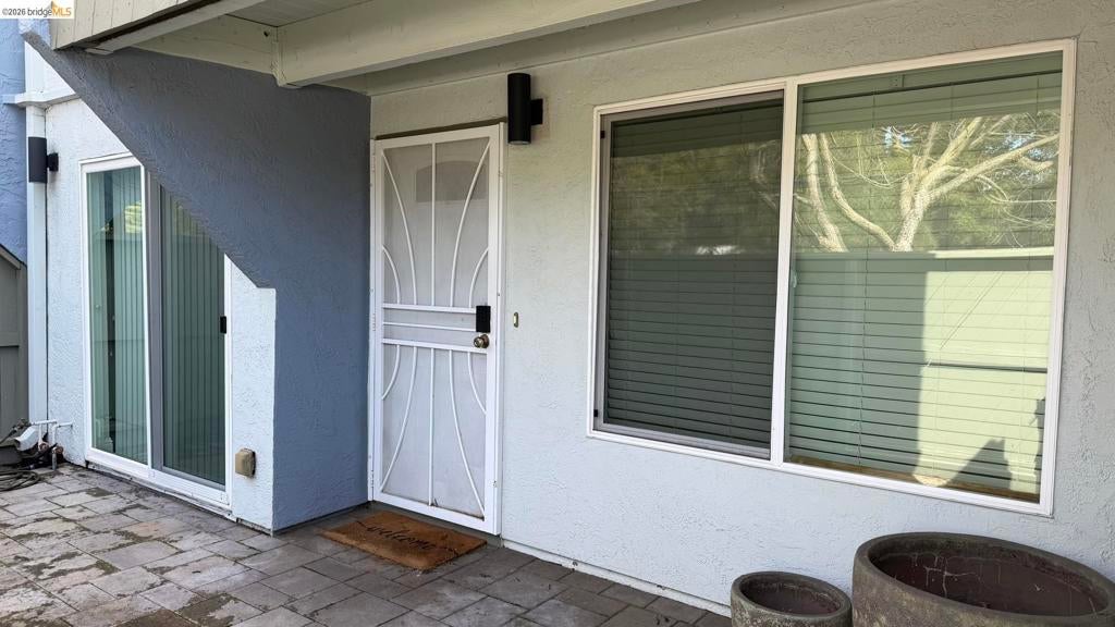 1800 Laguna ST St APT 5, Concord CA 94520