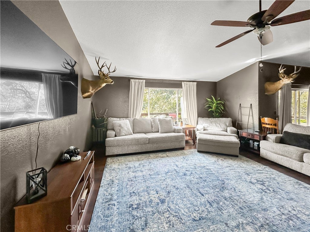 6149 Kanaka Avenue