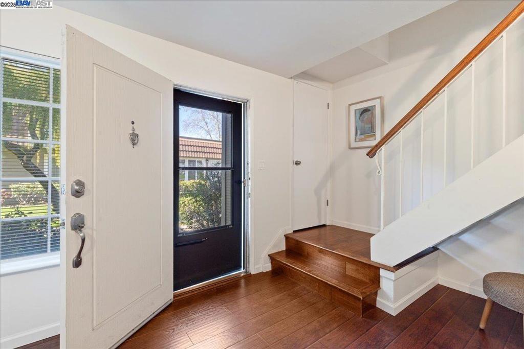 LAS POSITAS GDNS - Residential