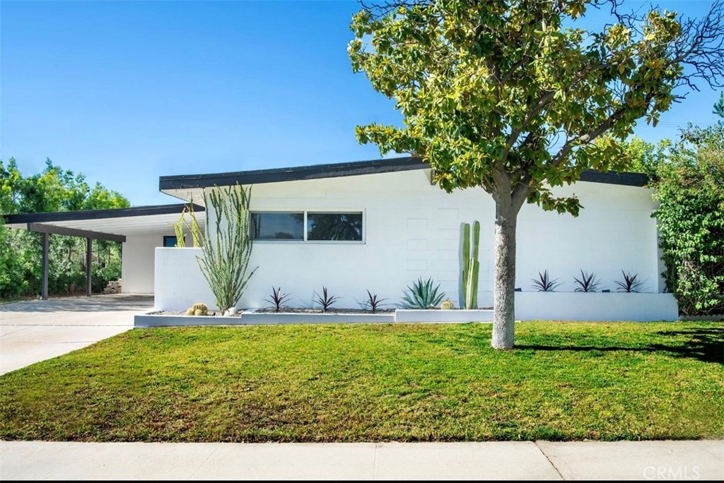 1329 Campus Avenue