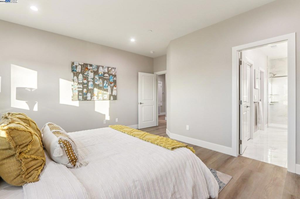 HAYWARD - Residential