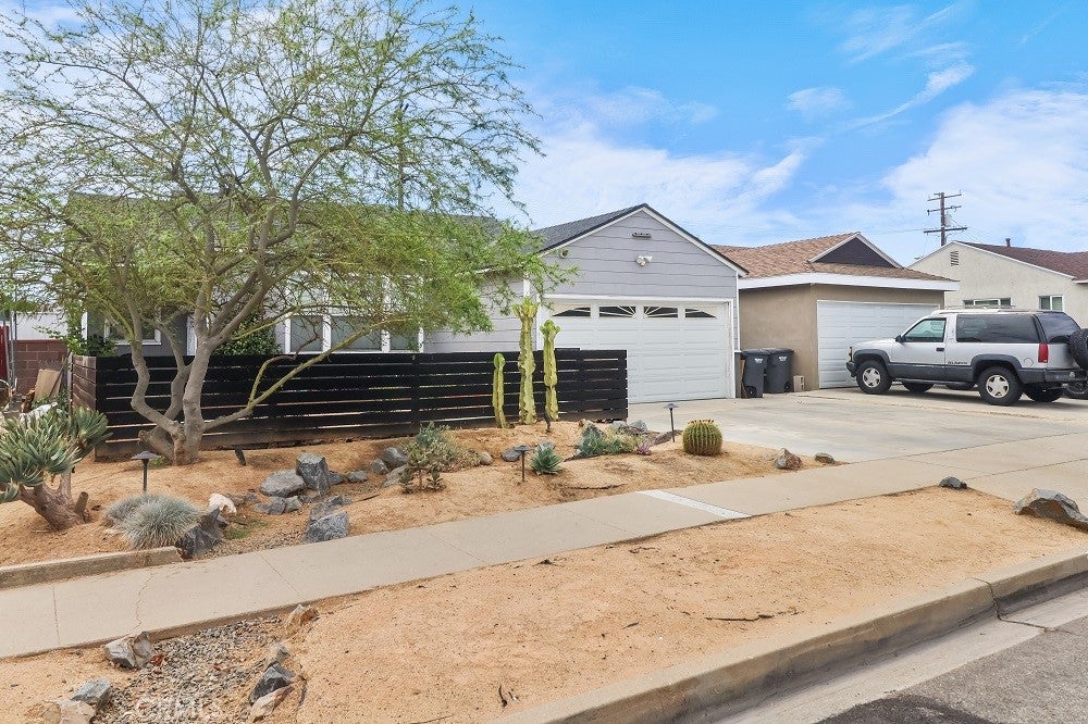 2738 Greenmeadow Road