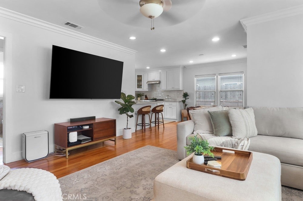 2738 Greenmeadow Road