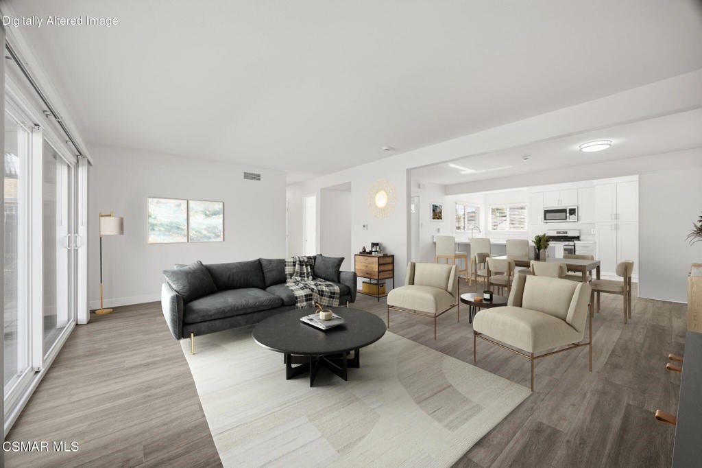 3585 Royal Avenue