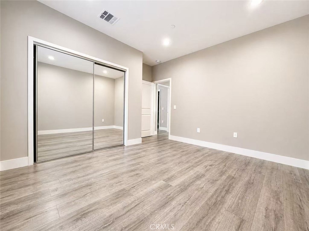 21046 E Cypress