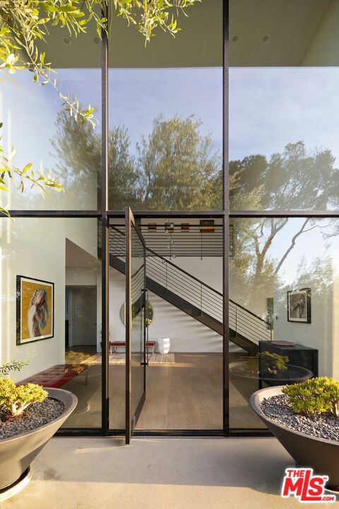 3337 Beverly Ranch Road