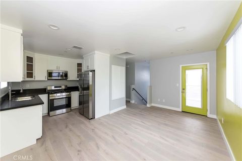 Tiny photo for 531 W 80th Street, Los Angeles, CA 90044 (MLS # OC26121079)