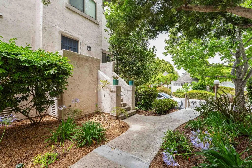 La Jolla, California 92037, United States, 2 Bedrooms Bedrooms, ,3 BathroomsBathrooms,Residential,Active,164151