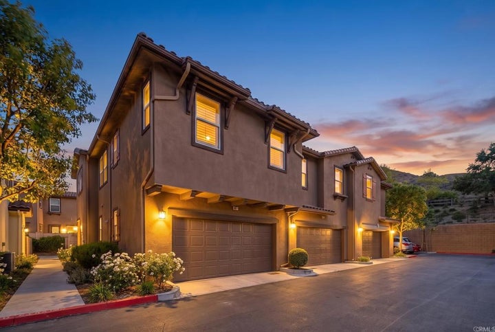 Photo 1 of 56 — 2487 Ascending Oaks Lane 1, Simi Valley, CA 93063