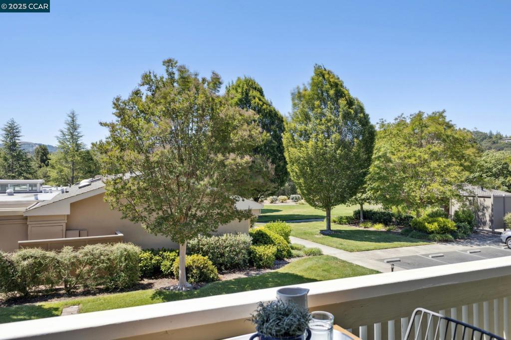 ROSSMOOR - Residential