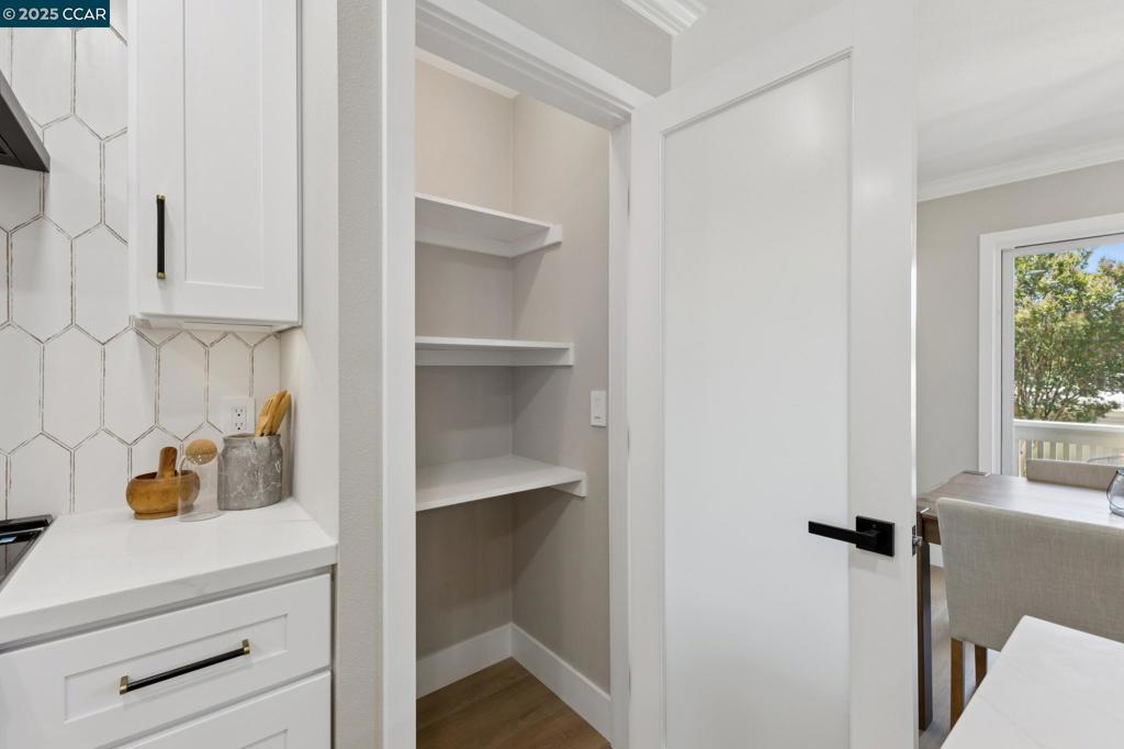 ROSSMOOR - Residential