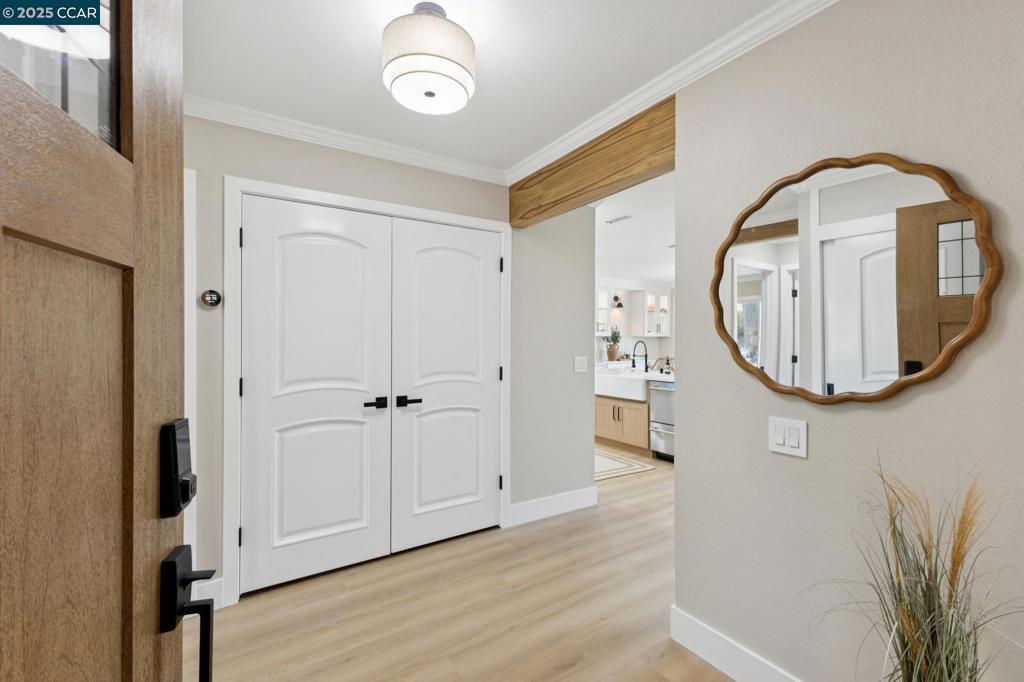 ROSSMOOR - Residential