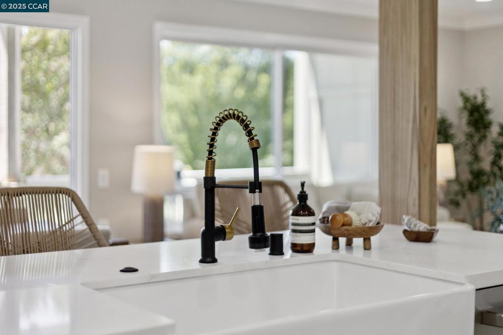 ROSSMOOR - Residential