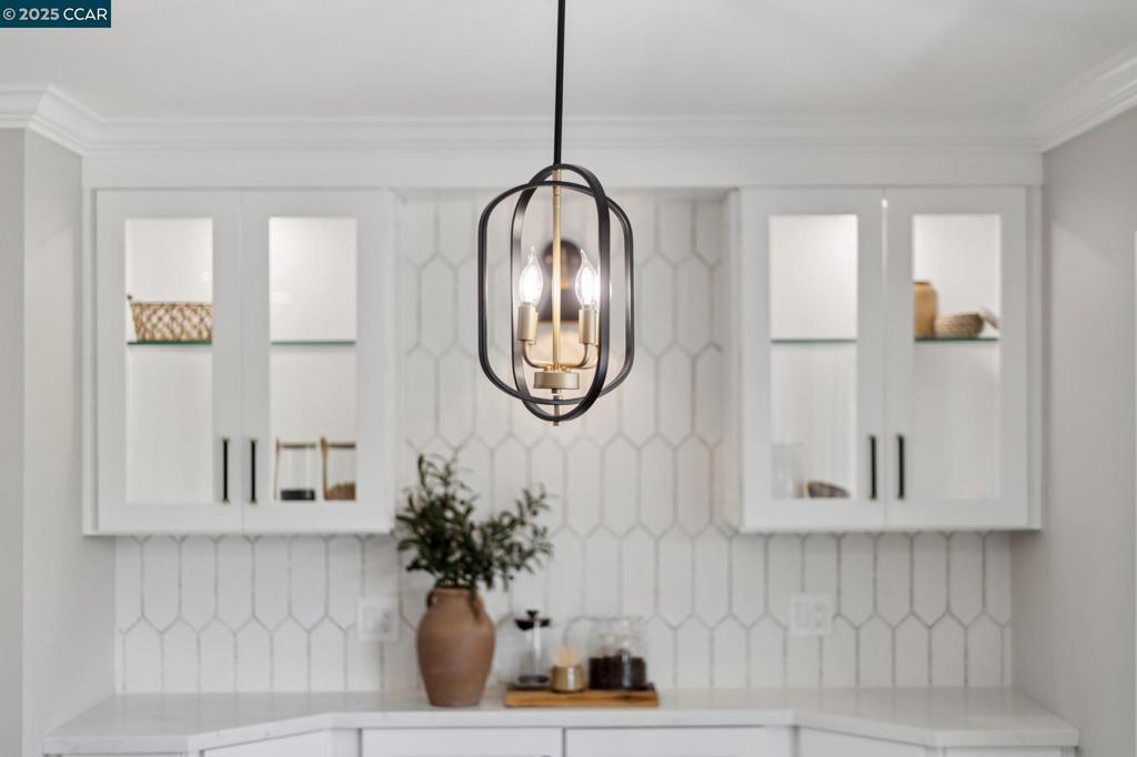 ROSSMOOR - Residential