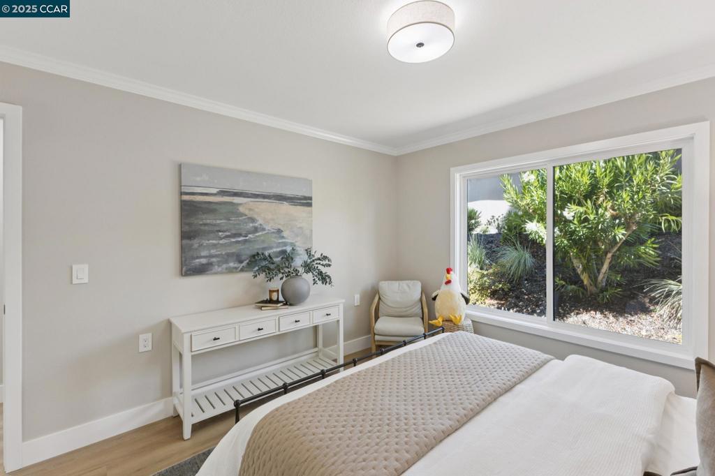 ROSSMOOR - Residential