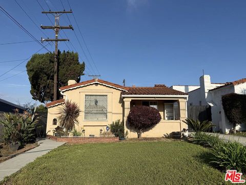 Photo of 10414 S Denker Avenue, Los Angeles, CA 90047 (MLS # 26667961)