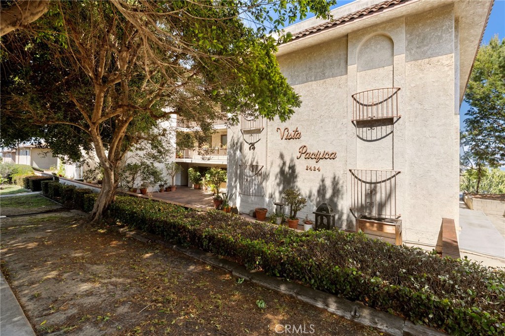2424 S Gaffey 101