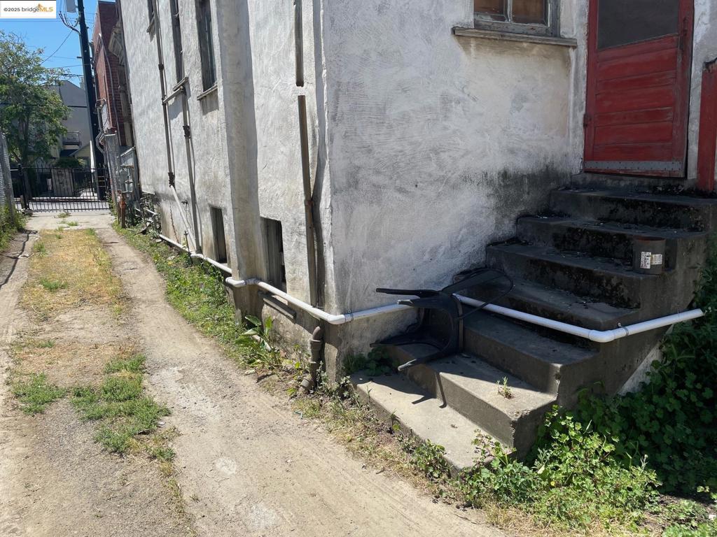 BERKELEY - Residential Income