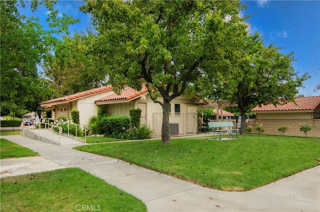 Valencia Racquet Club (VLRQ) - Residential