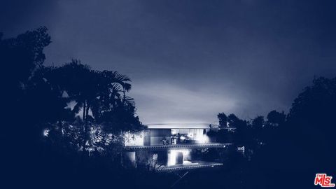 Photo of 4034 San Rafael Avenue, Los Angeles, CA 90065 (MLS # 24437323)