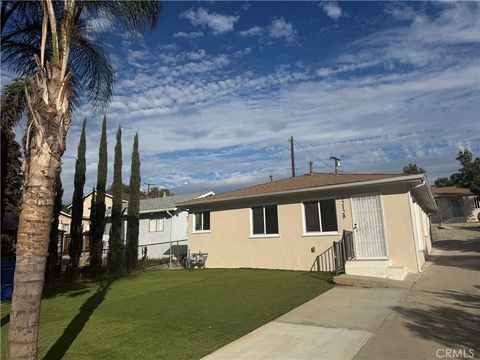 Photo of 12130 Fidel Ave, Whittier, CA 90605 (MLS # DW25240600)