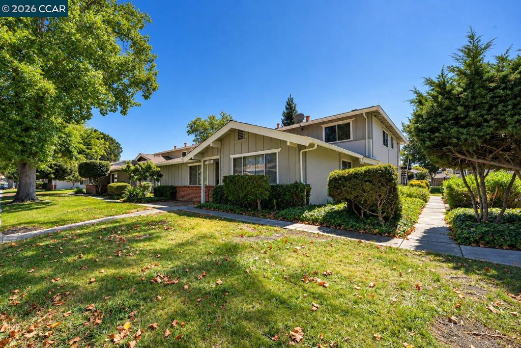 1416 Del Rio Cir B