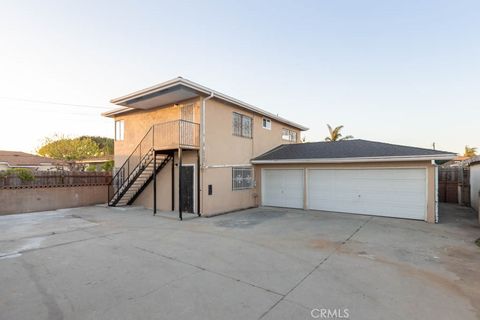 Photo of 3711 W 110th St #2, Inglewood, CA 90303 (MLS # PW26076323)