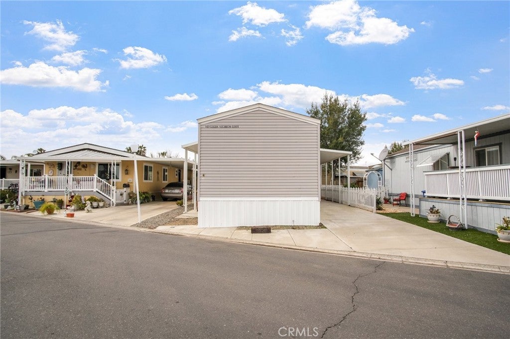 1400 Meredith Avenue 81