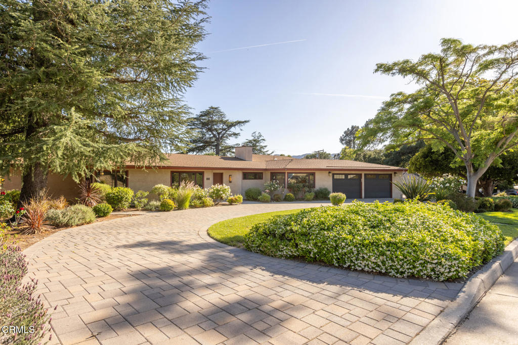 2136 Sunnybank Drive