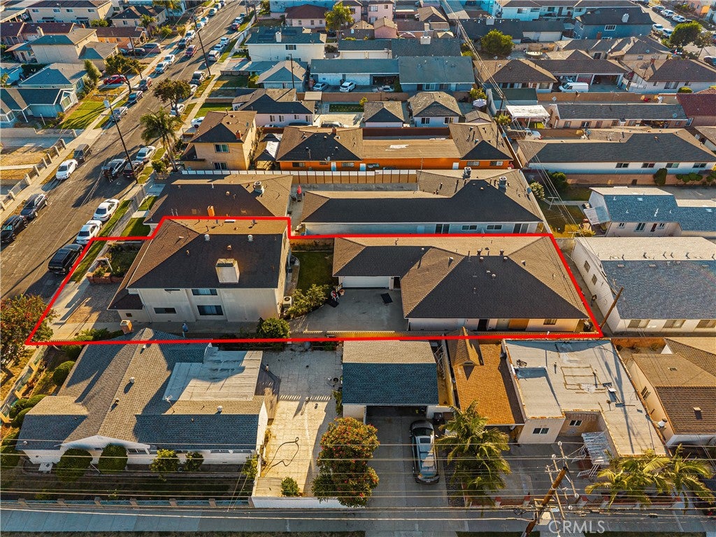 4313 W 133rd