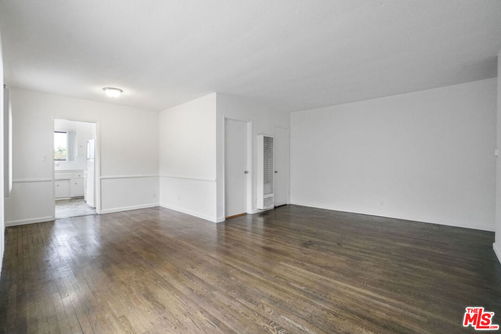 Properties 4 2314 S Corning Street