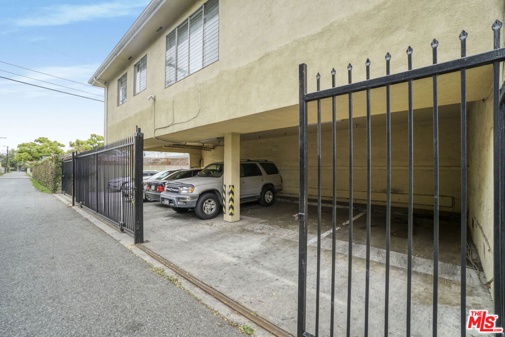 Properties 3 2314 S Corning Street