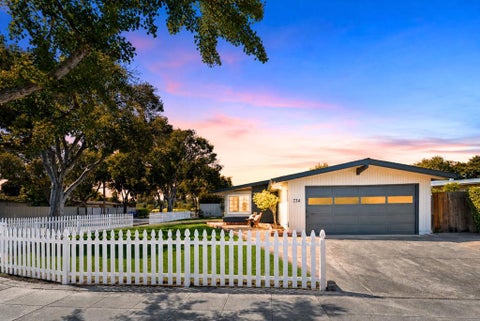 Photo of 734 Lakebird Drive, Sunnyvale, CA 94089 (MLS # ML82055937)