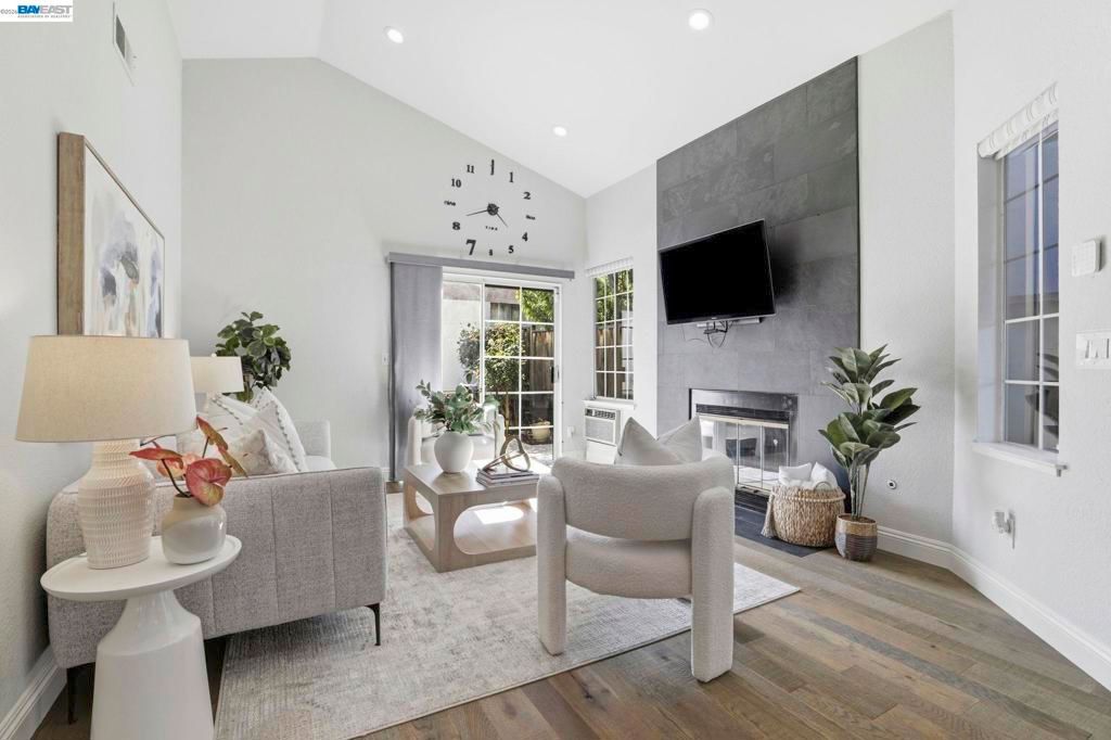 Photo of 42525 Fern Cir, Fremont, CA 94538 (MLS # 41131205)