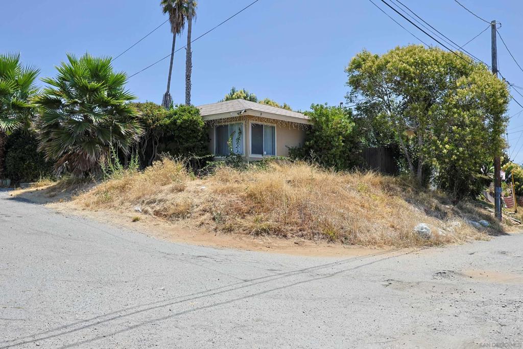 Duplex conveniently located near downtown Vista, offering privacy at the end of an easement. Each large unit includes two bedrooms and two bathrooms, with spacious living and dining areas. The property includes a separate coin-operated laundry room, providing additional monthly income. There is parking for two cars per unit in the carport area, with one assigned space per unit. This property is close to shopping, restaurants, theaters, and highways