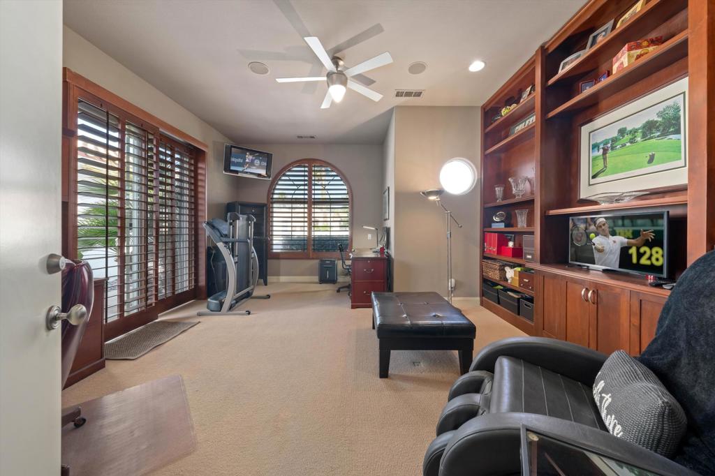 Mountain View CC - Residential